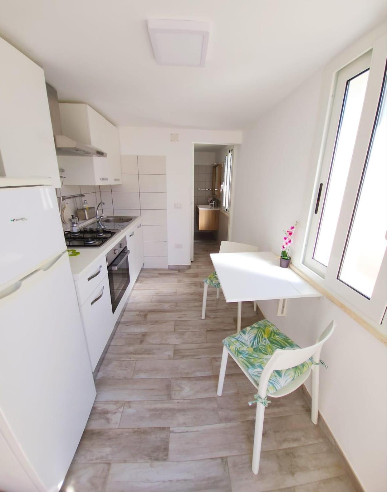 Casa Al Mare Orchidea - Motoparking - Wifi Free - Ac Cala Gonone Luaran gambar